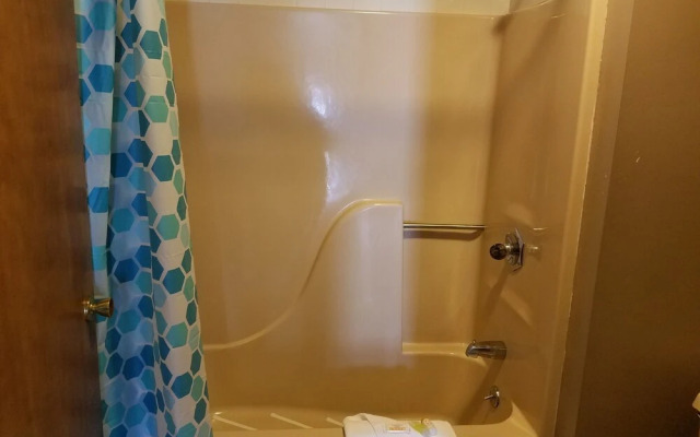 Midwest inn motel