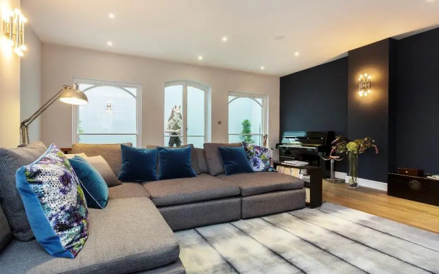 Veeve  Stunning 6 Bed House Ellerby Street Fulham