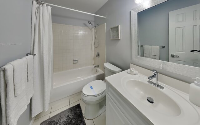 East Bay Condo #1510a