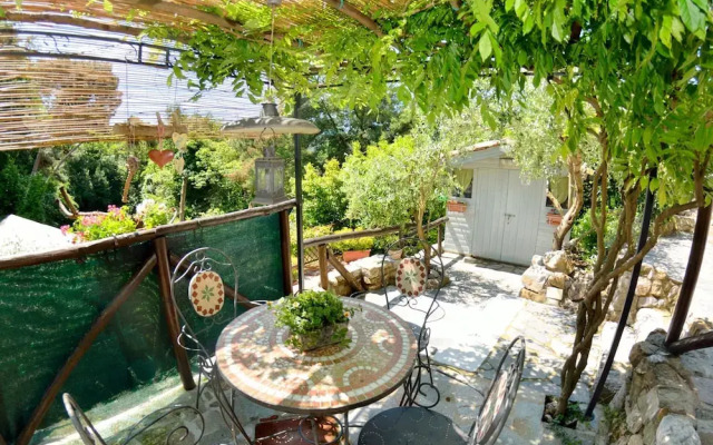 Scenic Holiday Home in Pescaglia With Swimming Pool