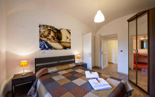 Rome as you feel - Monti Colosseo Apartments