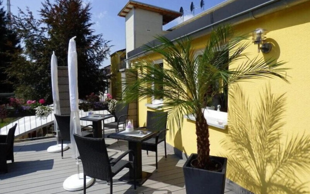 Apado-Hotel garni