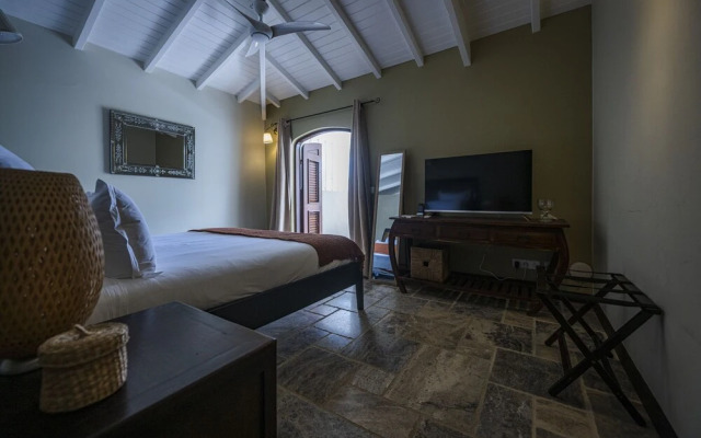 La Villa Hibiscus
