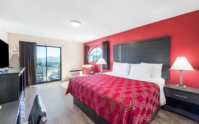 Econo Lodge Waynesville