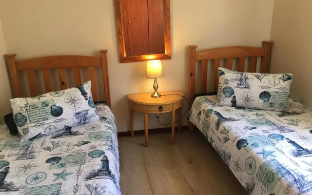 Pole Pole holiday home