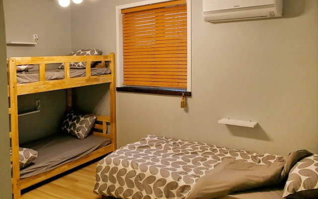 Tongyeong With Guest House