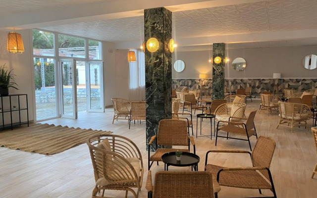 Aparthotel Sol Parc