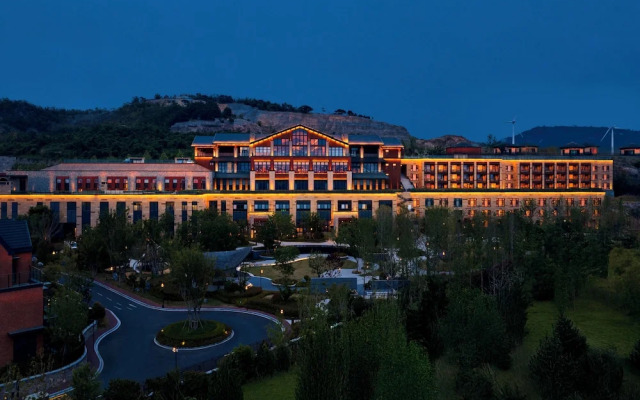 Secan Hotel Qingdao, Curio Collection By Hilton