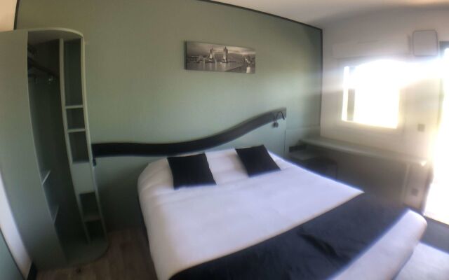 Enzo Hotels Chartres Mainvilliers by Kyriad Direct