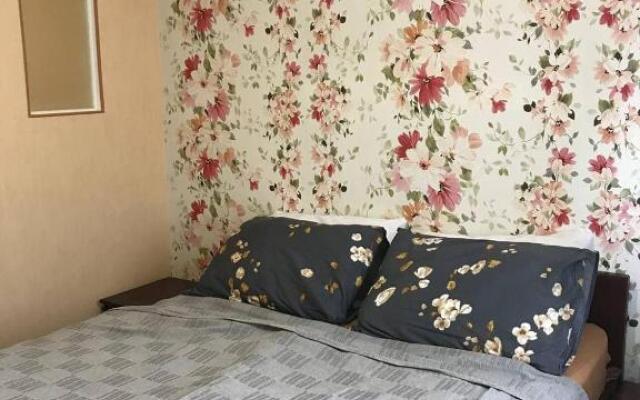 Apartment Geroev Truda