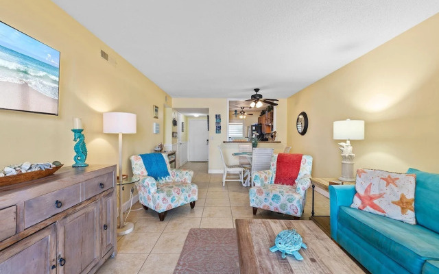 Sea Coast Gardens III 109