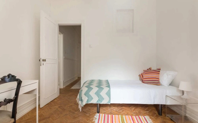 Guestready - Lovely Room in the City Center