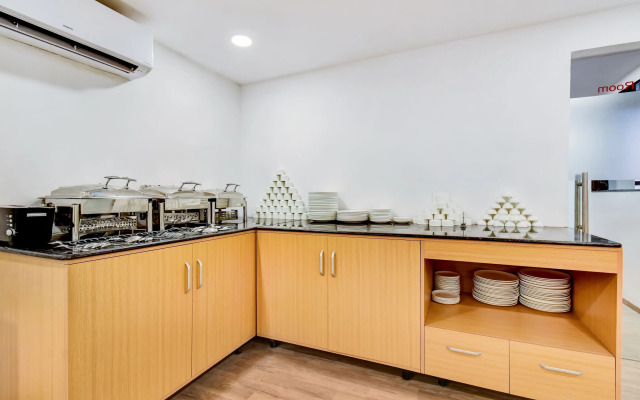 OYO Townhouse 146 Vijay Talkies