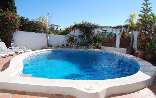 Chimenea 15 Apartments Casasol