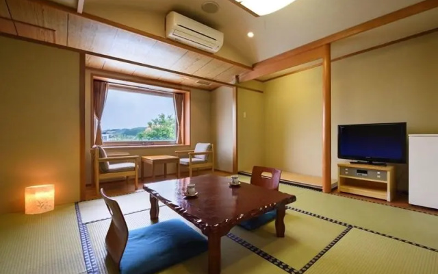 Hotel Palmspring – Guest Rooms – Iwaki
