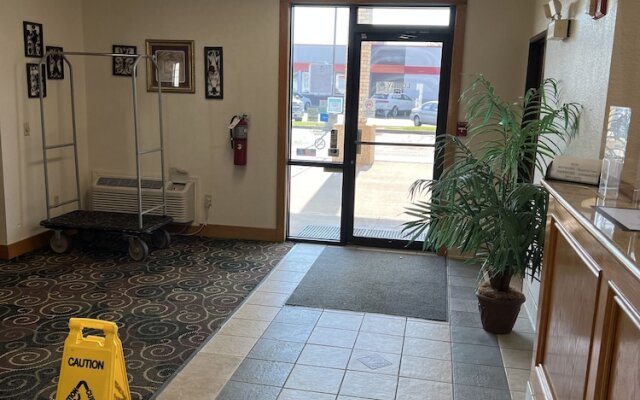 Express Inn & Suites