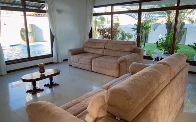 Mangata Suítes Ponta Negra