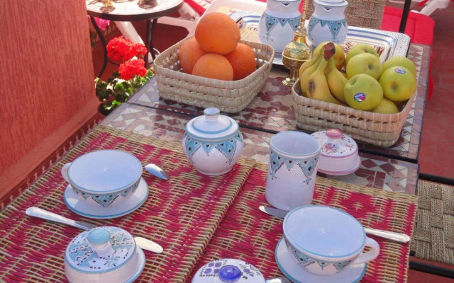Dar Yanis