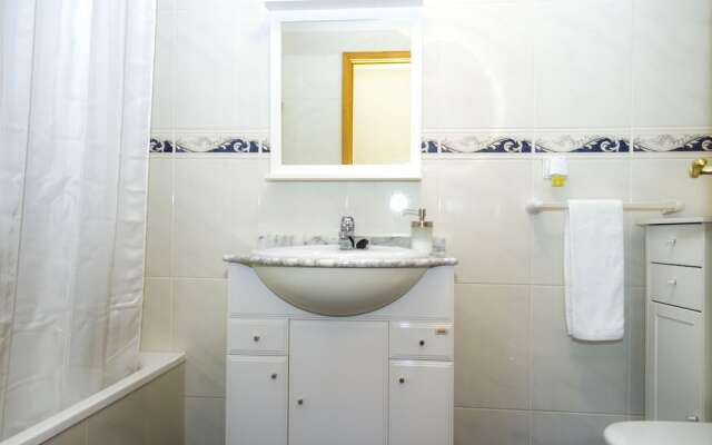 Liiiving in Matosinhos - City Beach Apartment