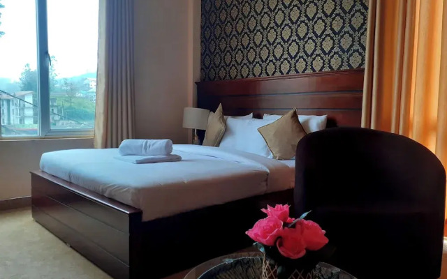 Rathna Grand Hotel Nuwara Eliya