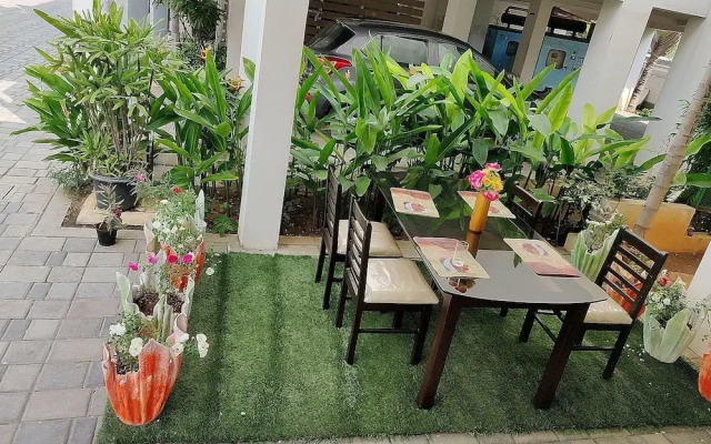 Swarna Sudarshan Service Apartments