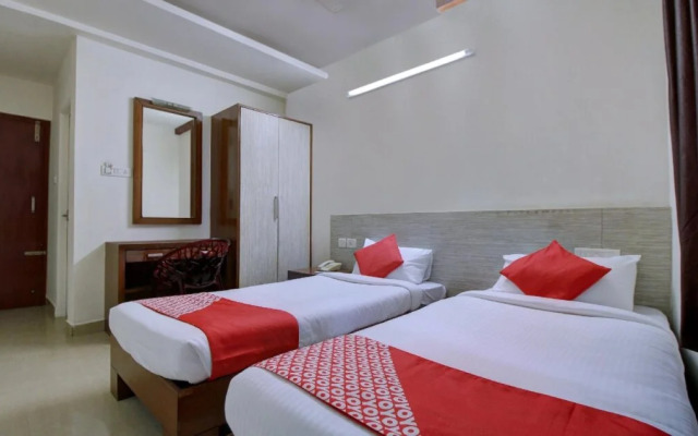 Taj Residency Boarding & Lodging by OYO Rooms