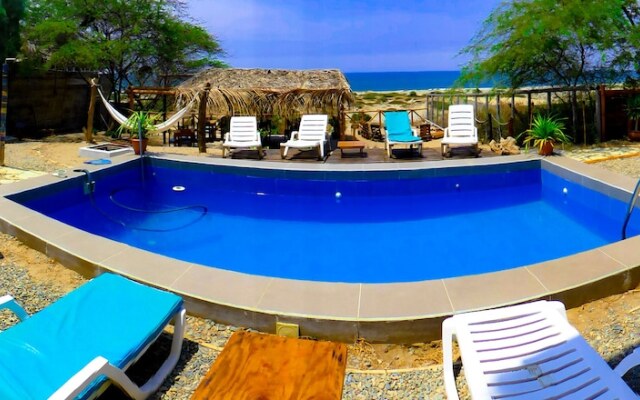 Biosfera Coworking Beach Hostel