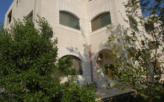 Jericho Waleed's Hostel