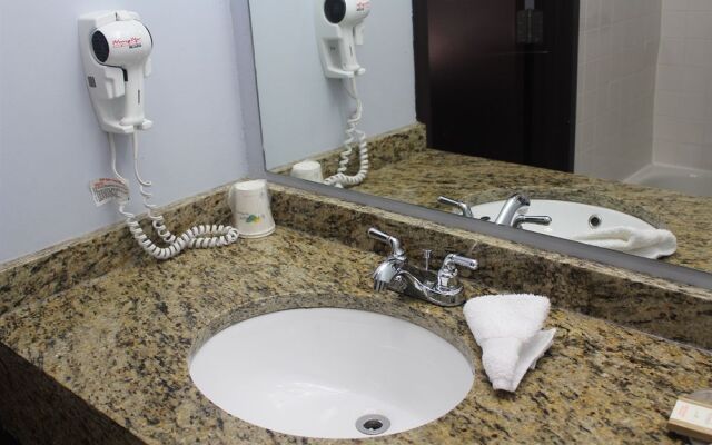 Casa Azul Hotel Blu JFK