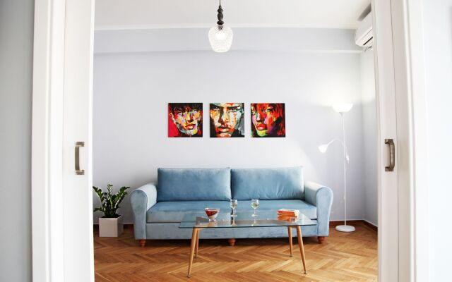 Hellenic Hospitality House