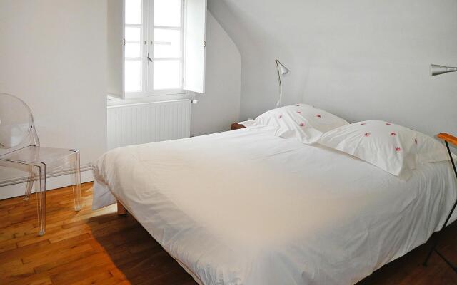 Semi-detached House, Carnac