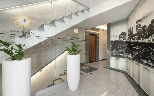 Apartport With Port View by Renters