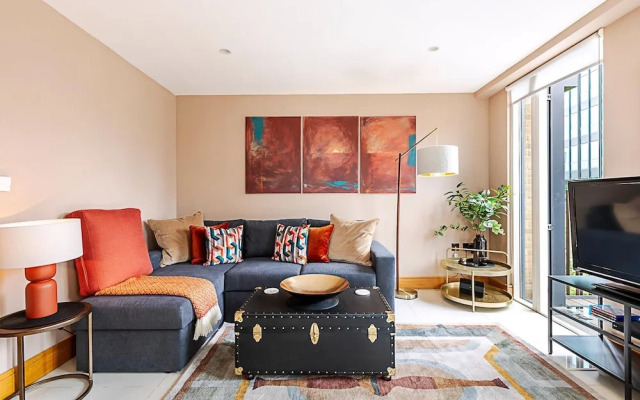 Convenient Euston London Apartment