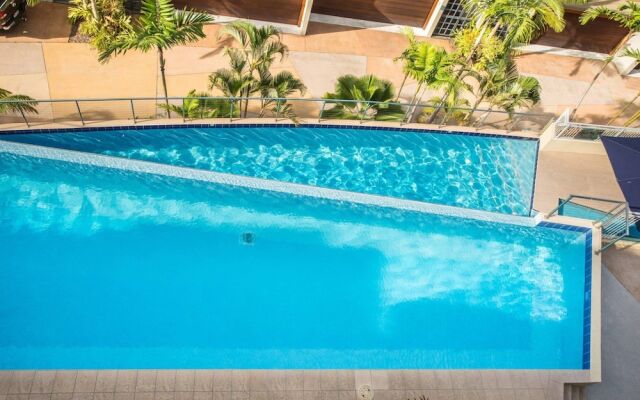 Sea Forever on Azure - Airlie Beach