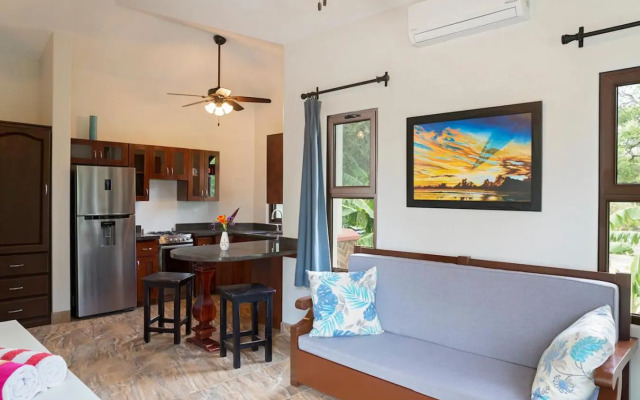 Mi Casa Soñada (House & Studio)