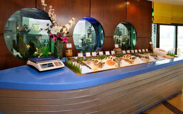Novotel Bahrain Al Dana Resort