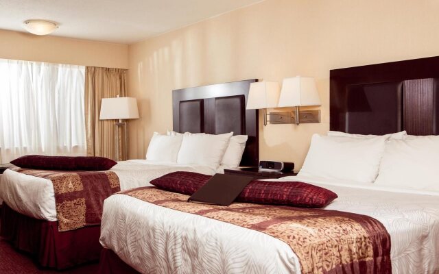 Best Western Plus Coquitlam Inn Convention Centre