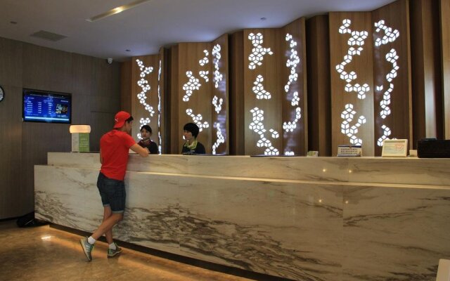 Atour Hotel Petroleum University Xian