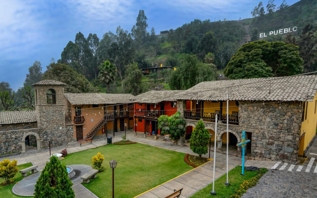Decameron El Pueblo