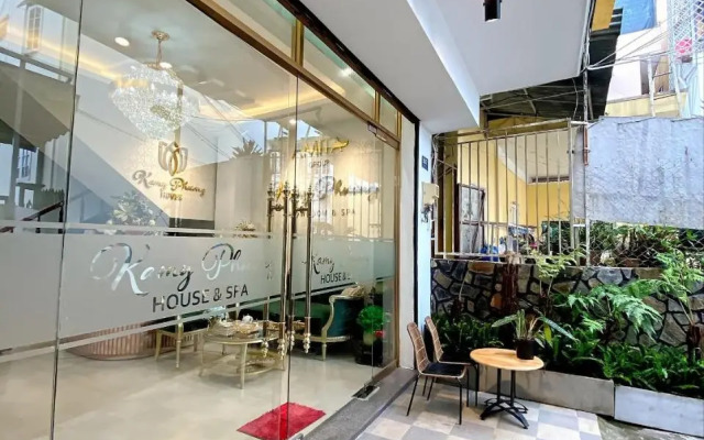 Hotel Le Huynh