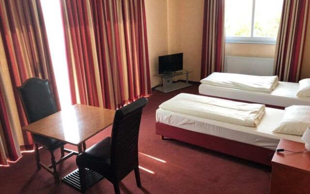 SH-Hotel