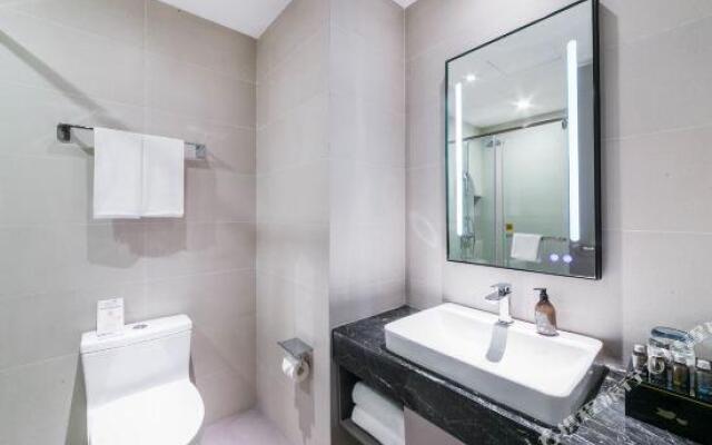 Home Inn Selected (Harbin Zhongyang Street Saint Sophia Cathedral)