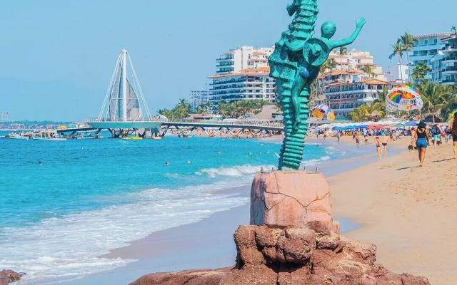 Hotel Pueblito Vallarta