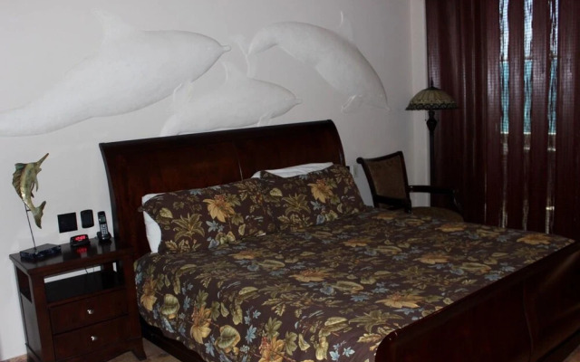 Esmeralda 3BR Jacuzzi EA 101 by Casago