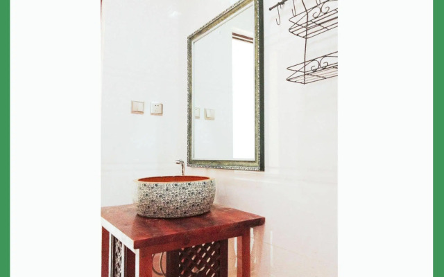 Dali Lily Pad Inn & International Guest House