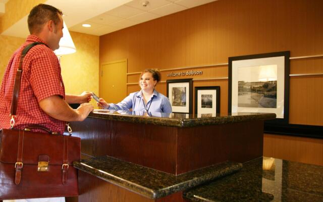 Hampton Inn and Suites Dobson