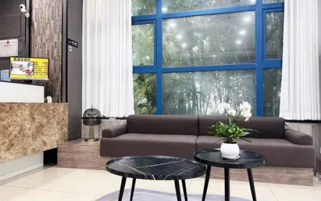 Ketouan Hotel (Yangzhou Slender West Lake Branch)