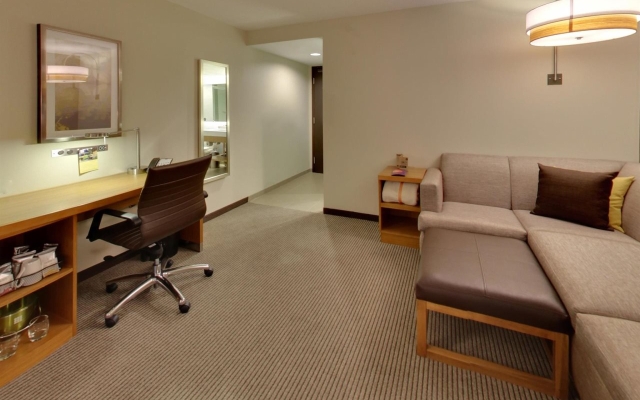 DoubleTree by Hilton Edmonton Downtown