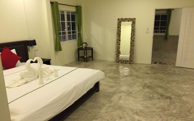 Manyi Boutique House