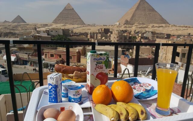 Golden Pyramids Inn